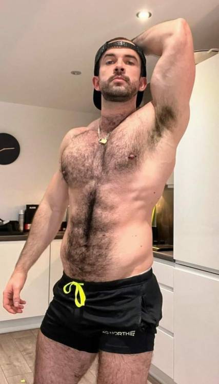 HAIRY INC. | https://hairyinc.tumblr.com | @hairyinc | Twitter | https://twitter.com/hairyinc 