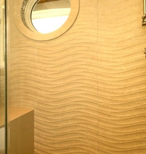 Bathroom - 3/4 BathAn Illustration Of A Doorless, 3/4-tile, Mid-sized Beach-style Shower With A Hinged