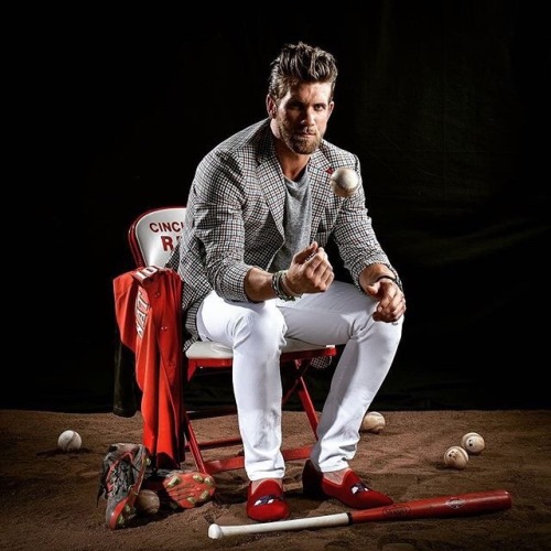 Bryce Harper is so hot! He can have his way with me anytime!!!!