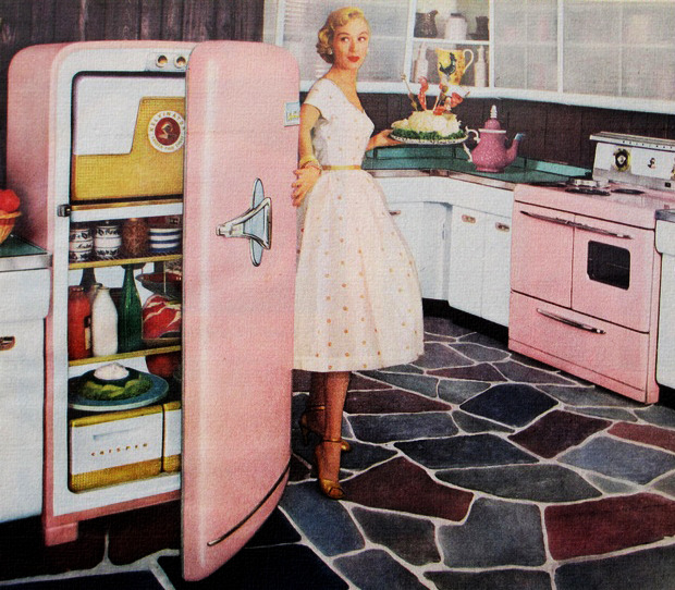 perfectsymmetry-envied:  rogerwilkerson:  Kelvinator Kitchen - 1955  SO MUCH LOVE