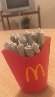 higheramerica:  “I’ll have an order of Mc Joints with a side of hash browns”  Still healthier than McDonalds and its killed fewer people….let that sink in.