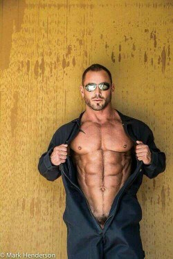 Handsome sexy man with great looking abs, pecs and a treasure trail - WOOF
