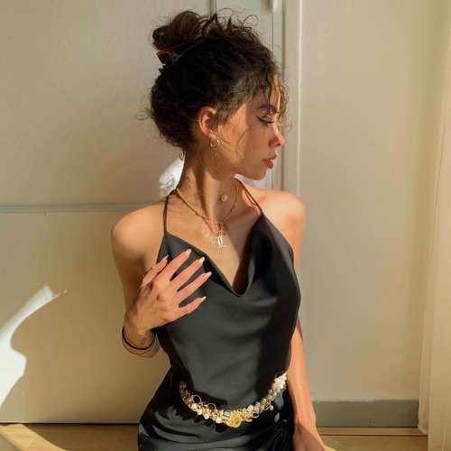 enchiante: thebeiges:  Instagram: @lydiamch More posts like this here ♥  I love you 3000