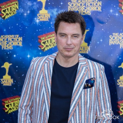 fangfan62:bgblogger:John Barrowman plus Jensen Ackles and Jared Padalecki at the 22nd Annual Saturn 