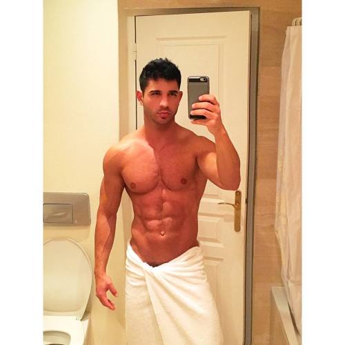 lumbrjax:  Instagram user @iambradjan http://ift.tt/1UPE2KL