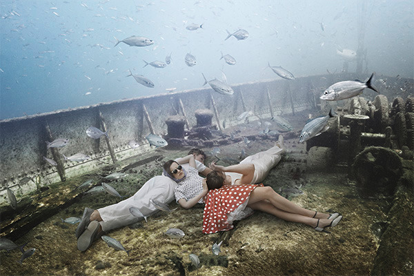 slowartday:  Andreas Franke, The Sinking World 