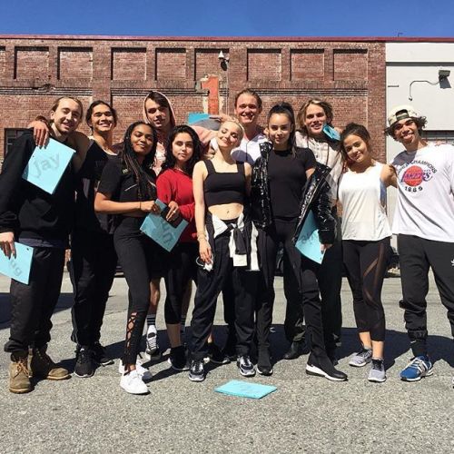 darling-dove-cameron: Its happening 