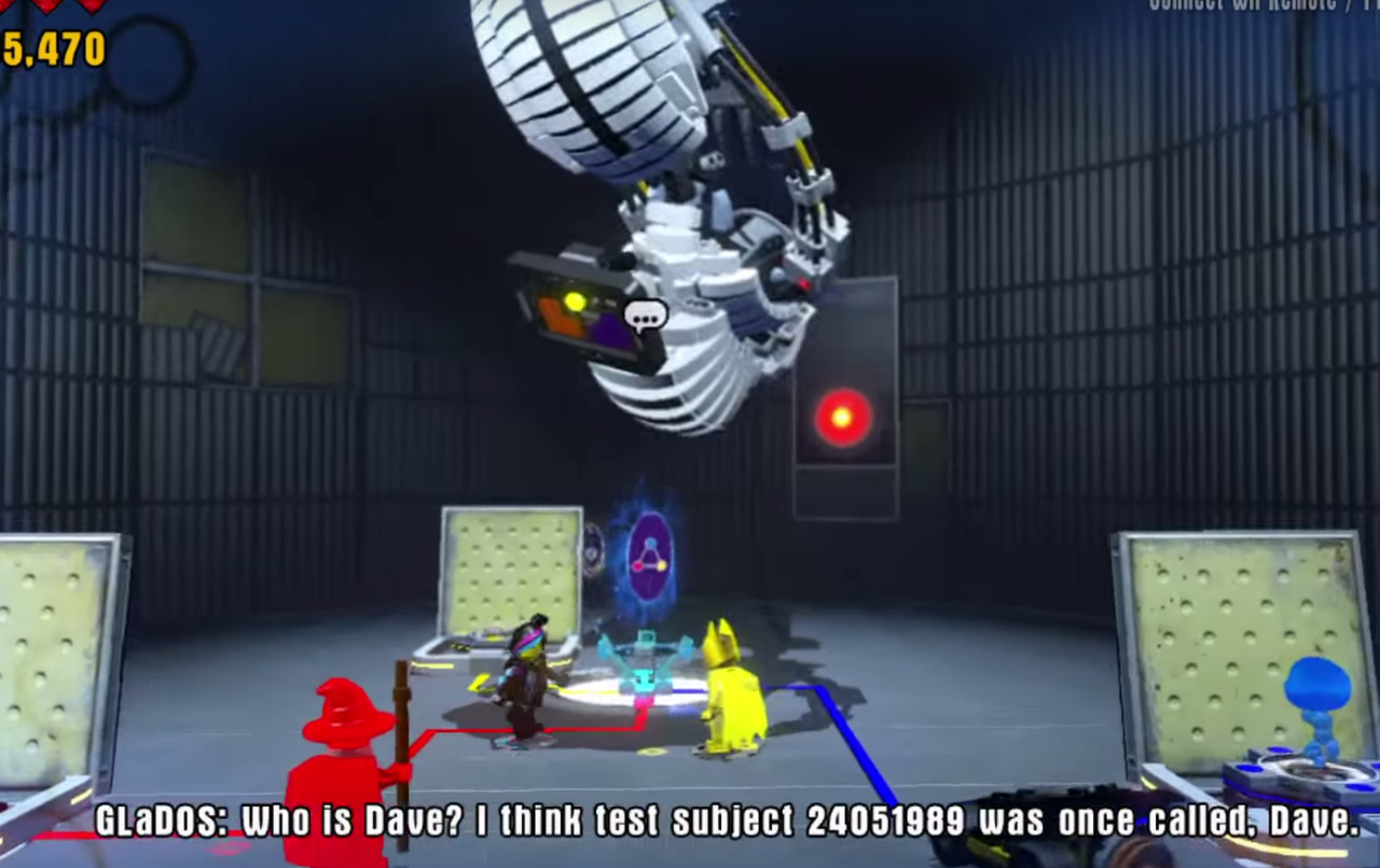 lennythereviewer:                                  GLaDOS VS HAL 9000 BEST. CAMEO.