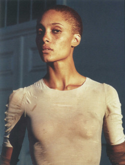 gwarngal:  Adwoa Aboah  