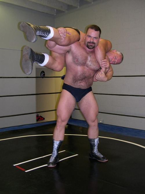 mackbrawn:  Check out my full archive at:  http://mackbrawn.tumblr.com/