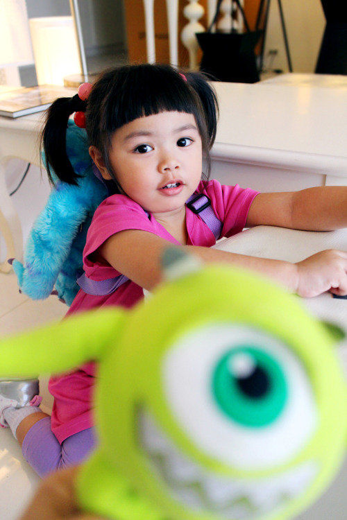 ndib:pamupamu:Monsters,Inc.Qkung as James P. Sullivan / SulleyPam as Mike WazowskiNene as BooWe Scar