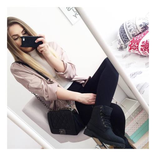 rosegalfashion:We love this outfit, and you? Pict by @dominikadrianna @rosegalfashionfree shipping w