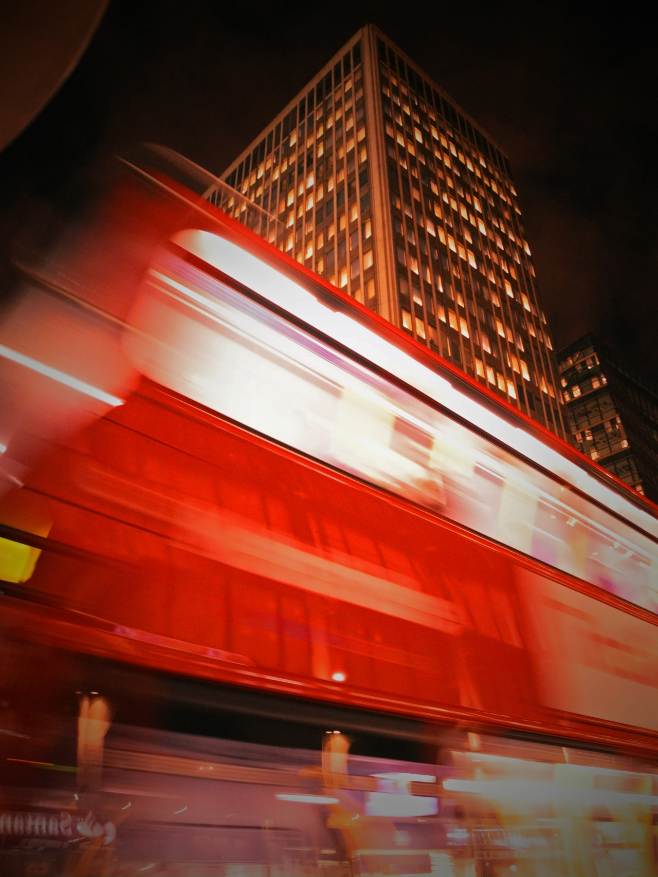 scavengedluxury: London Victoria, Dec 2012.