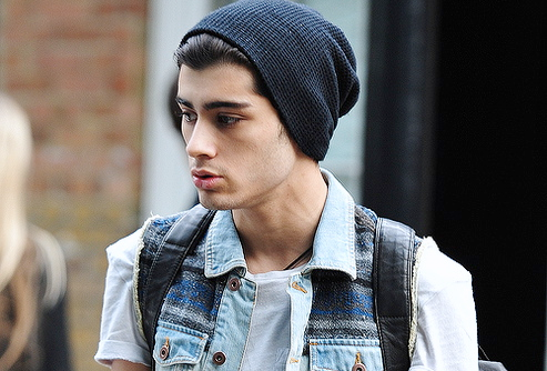 cumcream:  zayn in a beanie asdfghjkl; 