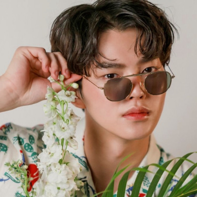 Voir un profil - Min Jun Baek 4d7bf385881dac234356a435fa88ba35dd160c52
