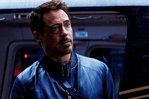 Make Me Choose: Carol Danvers Or Tony Stark?