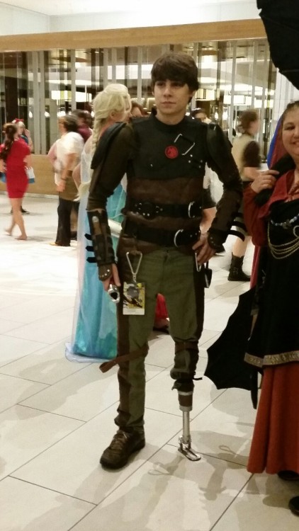 rainbowrites: spacethefinalfuck: he saw his chance and he took it DISABLED PEOPLE COSPLAYING DISABLE