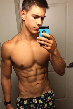 satinboxersboy:  Wow!