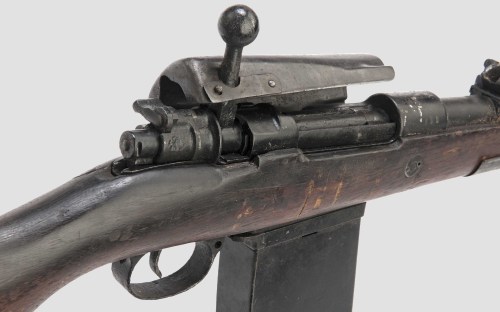 learnosaurusrex: Imperial German Mauser Model 1898 with 25-round trench magazine and dust cover over