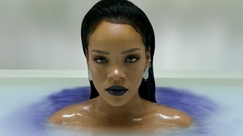 starkillerbabes:Rihanna|