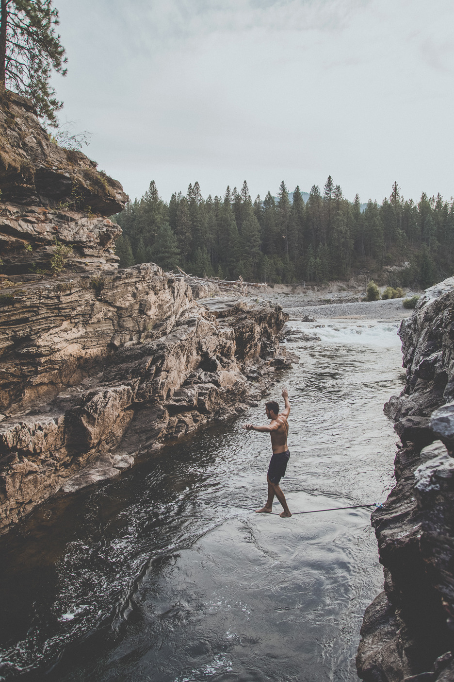 wild-nirvana:  man-and-camera:  Cascade Falls Slackline ➾ Luke Gram This is me