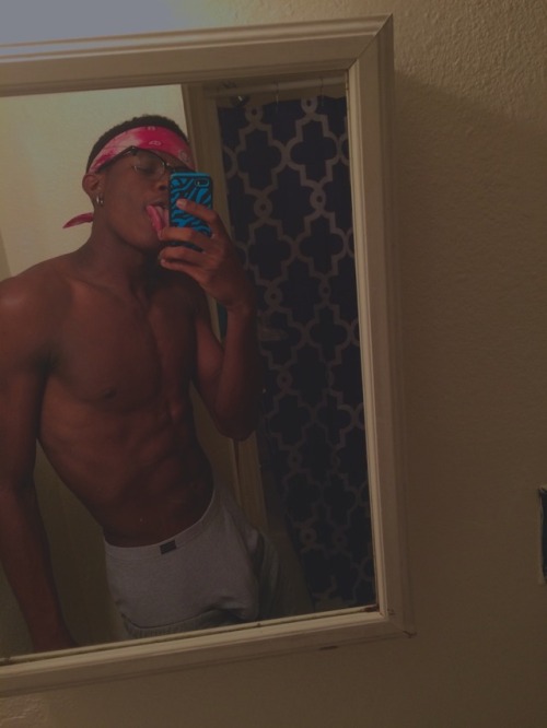 javonnie:  Bulge😋