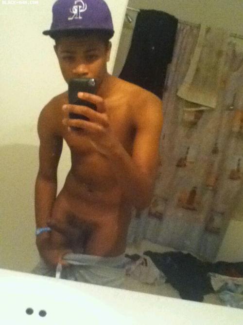 black-m4m:  Young Thuggy Boy http://www.BLACK-M4M.com - Browse 1,000’s of Gay, Bi, & DL Nigga’s Profiles for FREE