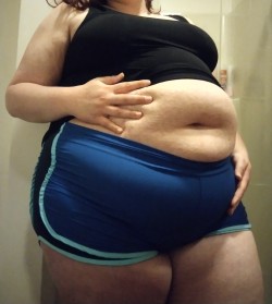 bellybaby98:Maybe I should start exercising, porn pictures