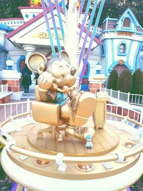 We Go To Disneyland.