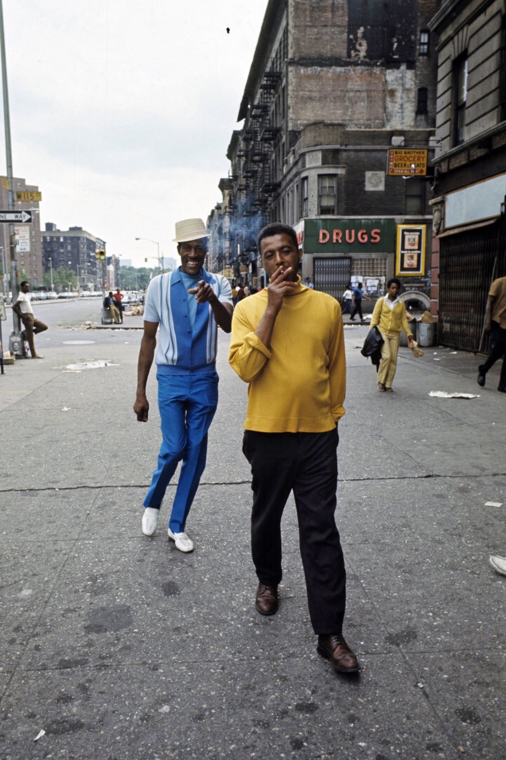 afewacresofsnow:From a Paris Match issue on Harlem in 1970. Jack Garofalo photographed