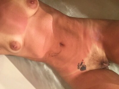 xowildrosexo:  ✨✨Give it to me baby aha aha🎶🎼✨✨😈 😘😜💦💦💦 bath time pleasuring my self #nudes #rose #bath #naked #latina #Colombiana #badgirl
