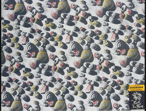 Dynascope 3-D textile design Sea Shells, 1956. Cotton. Dynascope printed on twill foundation. USA.