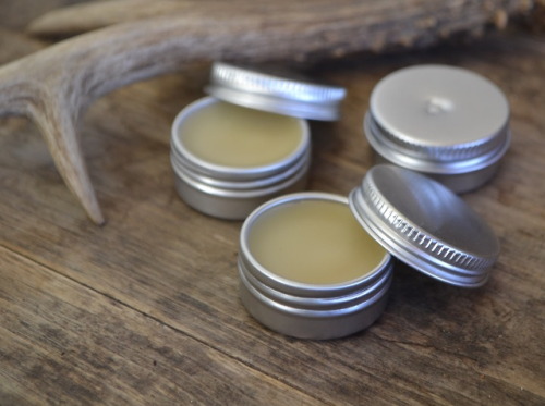 I just made again a small batch of patchouli solid perfume. Made with all organic natural ingredient