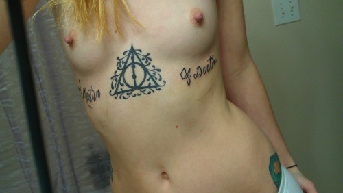 secretletterswithinvisibleink:  More Boobs, motherfuckers!  Gorgeous