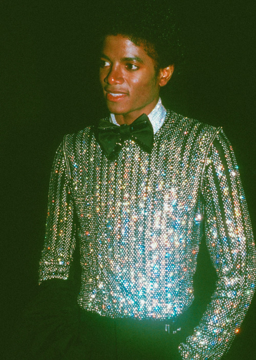 strappedarchives:Michael Jackson spotted attending an event in Los Angeles, CA - 1979 
