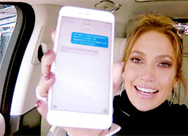 papertownsy:  James Corden takes JLo’s phone and sends a text to Leonardo DiCaprio x 