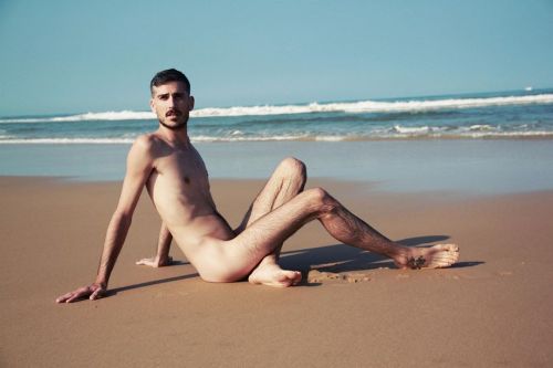 morningcamille:  L’amour à la plage … 🧜🏼‍♂️🦀🐬🐚🌊@stewood_photographe  (à La JENNY Domaine Résidentiel Naturiste Sociéte de Gestion)https://www.instagram.com/p/B7THROOICZJ/?igshid=o4tbrolslsi