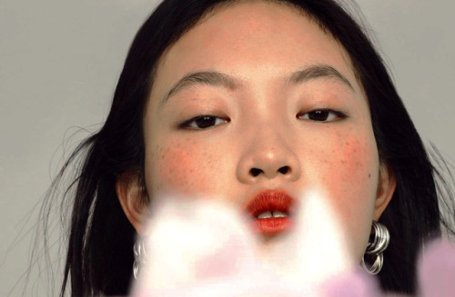 refresh 感官之乐 : li linzi for grazia china mar. 2019