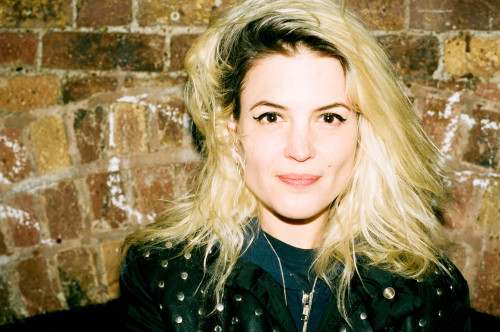 walnutwax: ALISON MOSSHART BY WALNUTWAX 