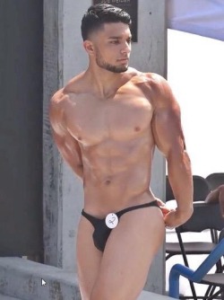 nicethongbro:  #manthong