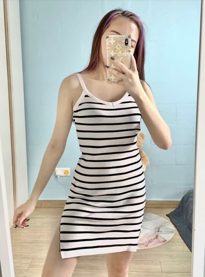 Porn whatsinmycloset:Bodycon slit dresses for photos