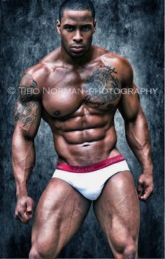 dominicanblackboy:Sexy gorgeous muscle hunk Lamar Gordon!😍👍