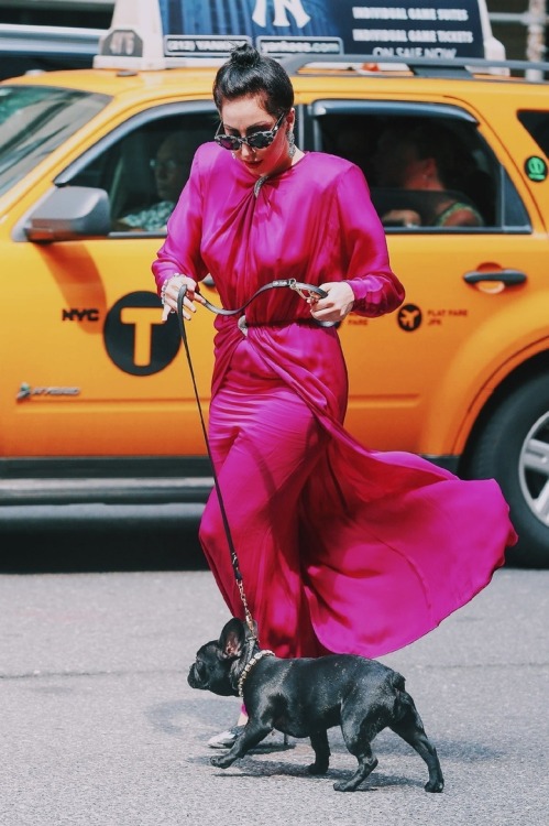 thebornthisway: [PHOTO]  — Lady Gaga leaving her hotel  in New York City | July 27, 2014. 