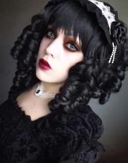 Noble-Of-Shadows:  Spookyloop:  “Makeup Details From Yesterday~” - Noble-Of-Shadowsoriginal