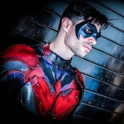 officialgaygeeks:  Daily Cosplay http://ift.tt/1guzNpw