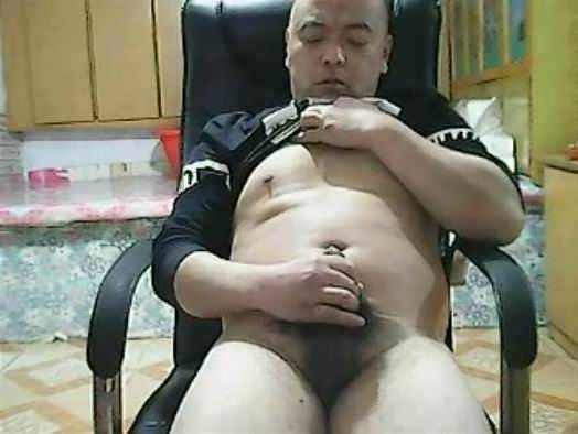 eric578:好濃的精液，你們想要他操你嗎？然後射進去！