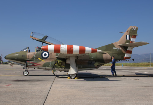 rocketumbl:  T-2E Buckeye