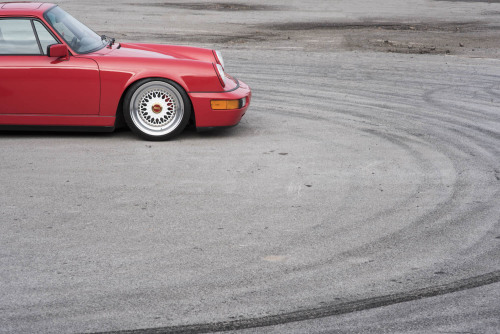 Max’s Porsche on RS’sNikon D750 + Sigma 85mm F/1.4Buffalo, NY