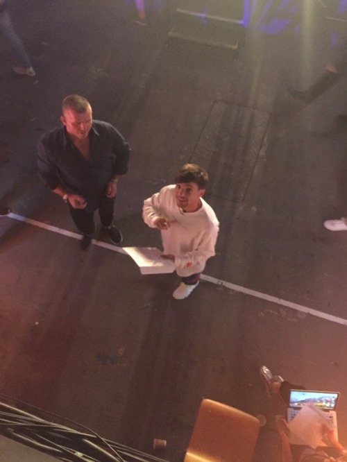 louisgalaxy:@girlcrushbyhs: THANK YOU LOUIS TOMLINSON. YOU HAVE MY WHOLE HEART.