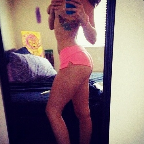 lovelyironself:  Get Snapchat Names @ http://bit.ly/SnapchatNames